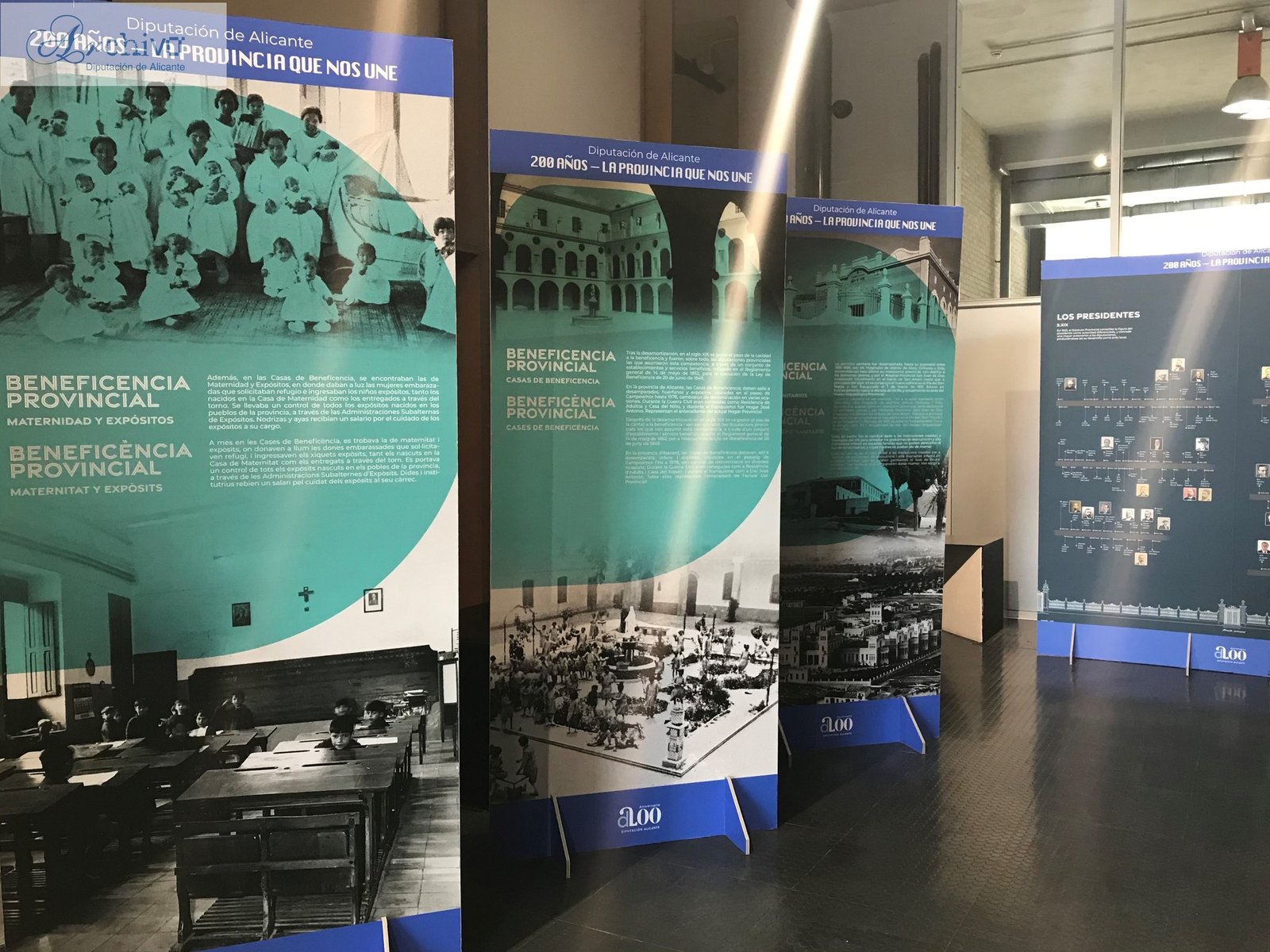 Paneles diseñados para la exposición itinerante del Archivo de la Diputación de Alicante - 200 años de la Diputación. Foto: ©Archivo Diputación de Alicante
